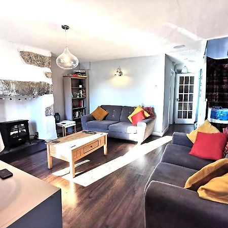 באלנאו פסטיניוג Zipworld Waterfalls Eryri Dogs Welcome 3 Bed Sleeps 5 מראה חיצוני תמונה