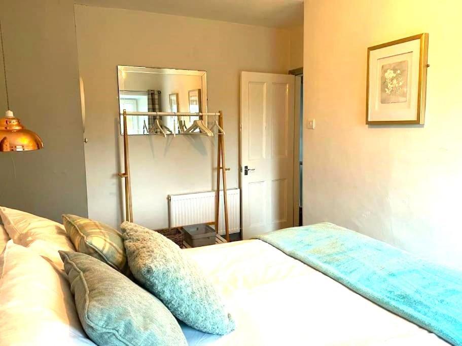 באלנאו פסטיניוג Zipworld Waterfalls Eryri Dogs Welcome 3 Bed Sleeps 5 מראה חיצוני תמונה
