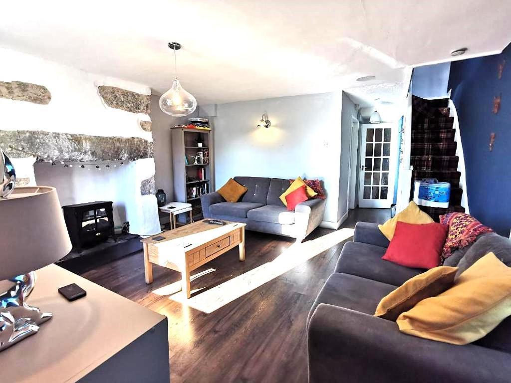 באלנאו פסטיניוג Zipworld Waterfalls Eryri Dogs Welcome 3 Bed Sleeps 5 מראה חיצוני תמונה